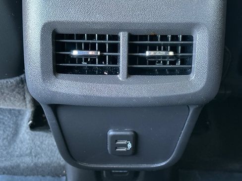 Used 2024 GMC Terrain AT4 AWD/4WD image 15