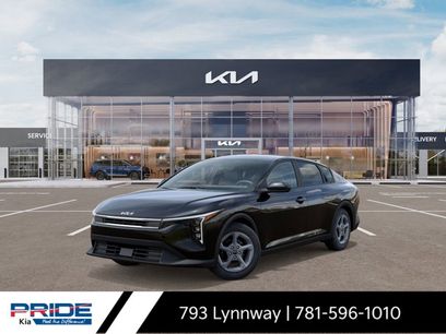 New 2025 Kia K4 LXS