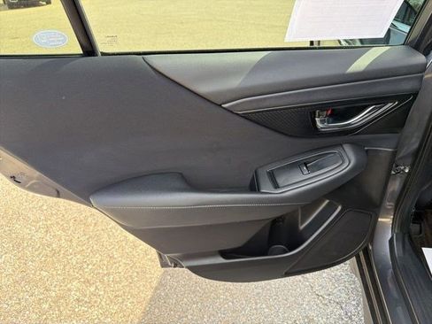 Used 2024 Subaru Outback Premium AWD/4WD image 13