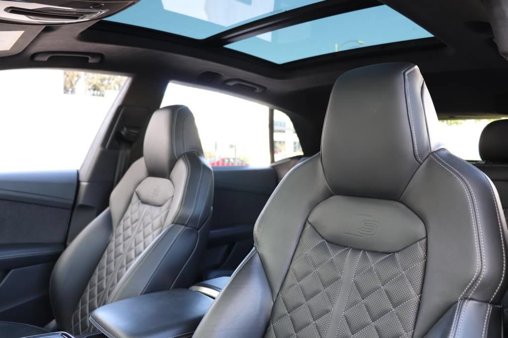 Used 2023 Audi SQ8 Prestige AWD/4WD image 60