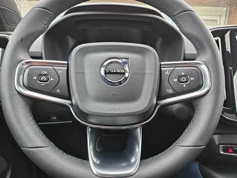 Certified 2023 Volvo C40 P8 Recharge Ultimate AWD/4WD image 25