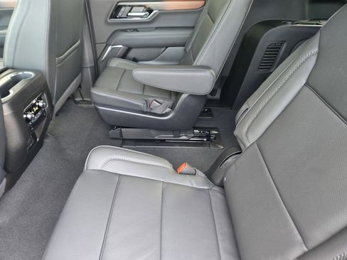 New 2026 GMC Yukon XL Denali w/ Sun & Power Step Package image 6