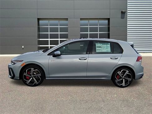 New 2026 Volkswagen GTI SE image 4