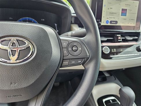 New 2026 Toyota Corolla LE image 12