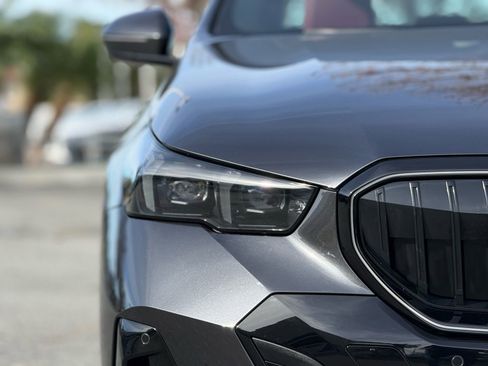 Used 2026 BMW 530i w/ M Sport Package image 13
