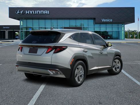 New 2026 Hyundai Tucson Blue SE AWD/4WD image 19