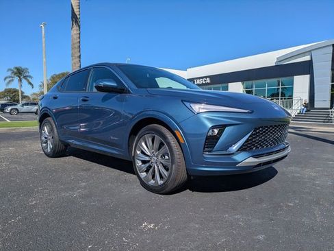 New 2026 Buick Envista Avenir image 2