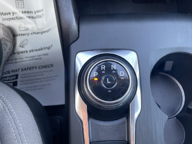 Used 2022 Ford Escape SE w/ Cold Weather Package AWD/4WD image 15