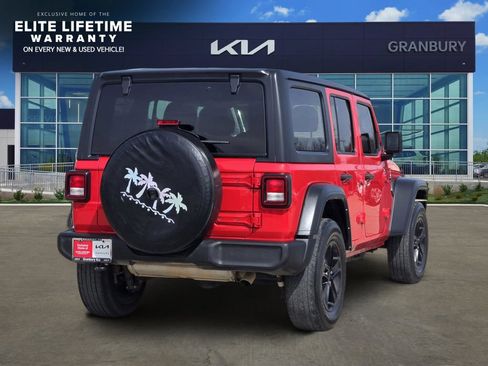 Used 2022 Jeep Wrangler Unlimited Sport AWD/4WD image 5