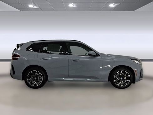 Certified 2025 BMW X3 xDrive30i w/ Premium Package image 8