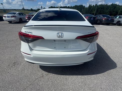 Used 2024 Honda Civic Sport image 6