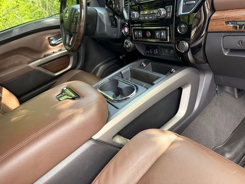 Used 2020 Nissan Titan Platinum Reserve w/ Protection Package 2 AWD/4WD image 37