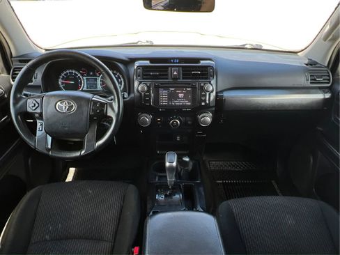 Used 2018 Toyota 4Runner TRD Off-Road AWD/4WD image 36