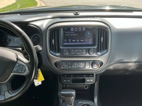 Used 2016 Chevrolet Colorado Z71 AWD/4WD image 27