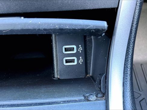 Used 2018 Ford Edge SEL w/ Equipment Group 201A image 16