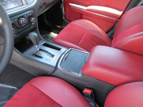 Used 2014 Dodge Charger R/T RWD image 15