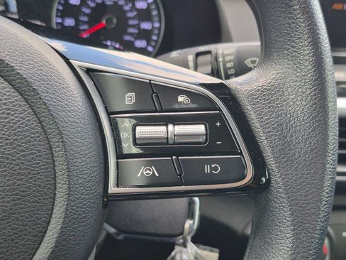Certified 2024 Kia Forte LXS FWD image 15