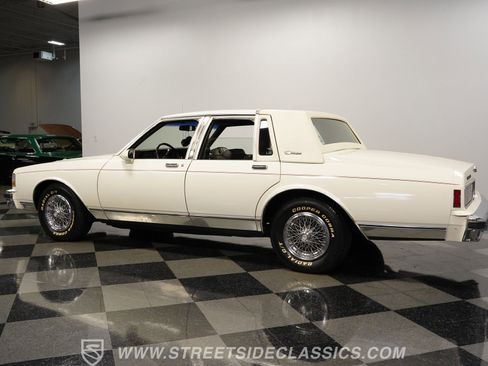 Used 1989 Chevrolet Caprice Classic Brougham image 8
