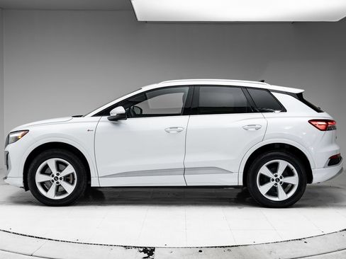 Used 2023 Audi Q4 e-tron Premium w/ Convenience Package AWD/4WD image 2
