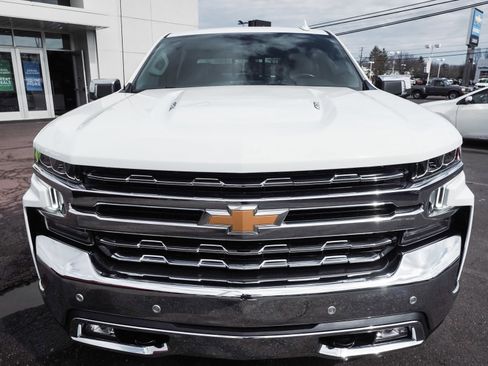Used 2021 Chevrolet Silverado 1500 LTZ image 2