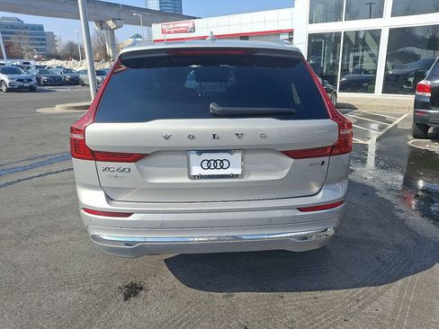 Used 2023 Volvo XC60 B5 Plus AWD/4WD image 5