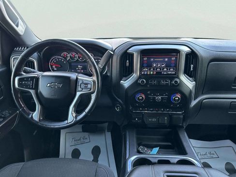 Used 2020 Chevrolet Silverado 1500 LT Trail Boss AWD/4WD image 17