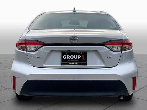 Used 2024 Toyota Corolla LE image 5