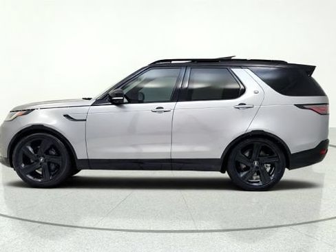 Used 2023 Land Rover Discovery S R-Dynamic AWD/4WD image 5