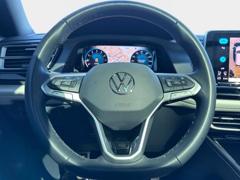 Used 2024 Volkswagen Atlas Cross Sport SEL Premium R-Line image 30