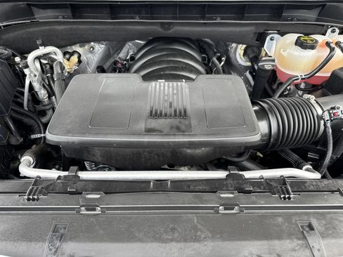 Used 2024 GMC Yukon Denali w/ Advanced Technology Package image 37