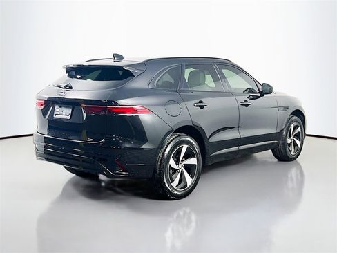 Used 2025 Jaguar F-PACE R-Dynamic S image 5