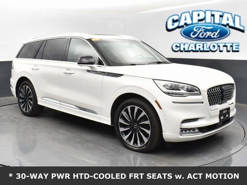 Used 2023 Lincoln Aviator Black Label Grand Touring w/ Class IV Trailer Tow Package image 4
