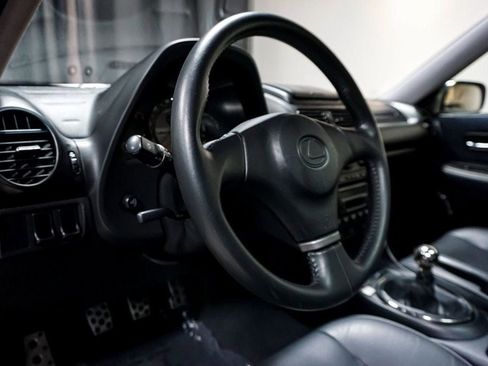 Used 2002 Lexus IS 300 image 61