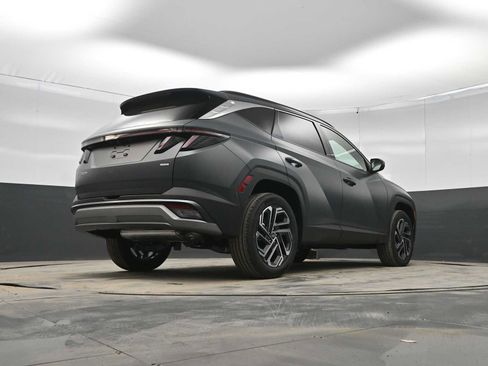 New 2026 Hyundai Tucson Limited image 36
