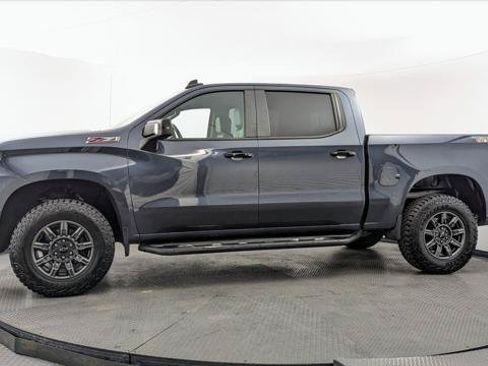 Used 2020 Chevrolet Silverado 1500 LT Trail Boss AWD/4WD image 3