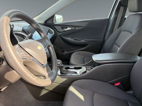 Used 2023 Chevrolet Malibu LS image 9