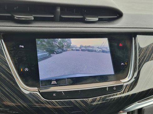Used 2023 Cadillac XT6 Premium Luxury AWD/4WD image 11