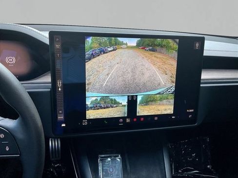 Used 2023 Tesla Model S AWD/4WD image 16