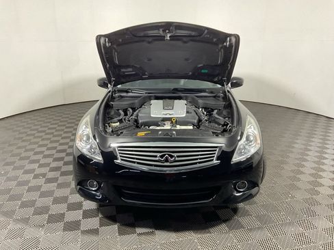 Used 2013 INFINITI G37 Journey RWD image 9