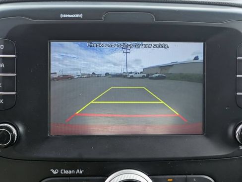 Used 2019 Kia Soul + FWD image 14