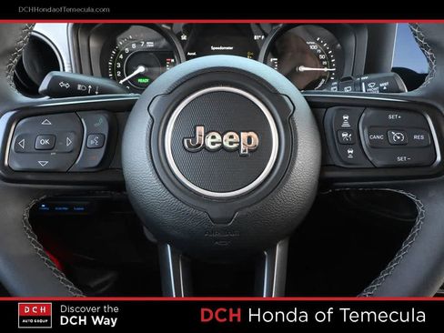 Used 2025 Jeep Wrangler Unlimited Sport S 4xe AWD/4WD image 9