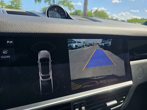 Used 2020 Porsche Cayenne AWD/4WD image 10
