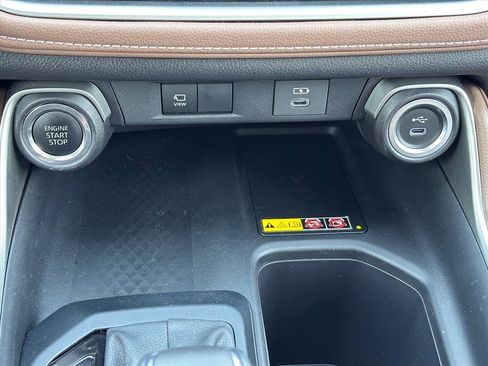 Used 2025 Toyota Grand Highlander Platinum image 25