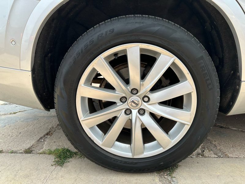 Used 2018 Volvo XC90 T6 Momentum w/ Convenience Package AWD/4WD image 9