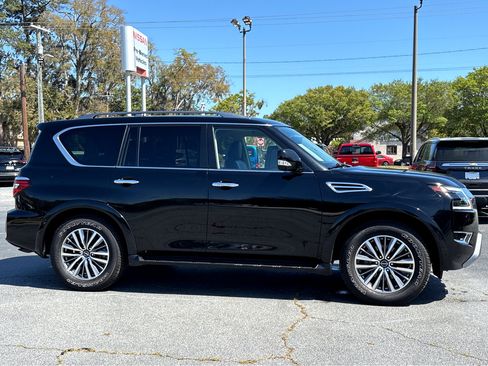 Used 2023 Nissan Armada SL image 29