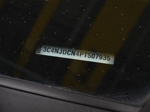 Used 2023 Jeep Compass Limited w/ Sun and Sound Group AWD/4WD image 30