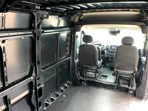 Used 2023 RAM ProMaster 2500 FWD image 22