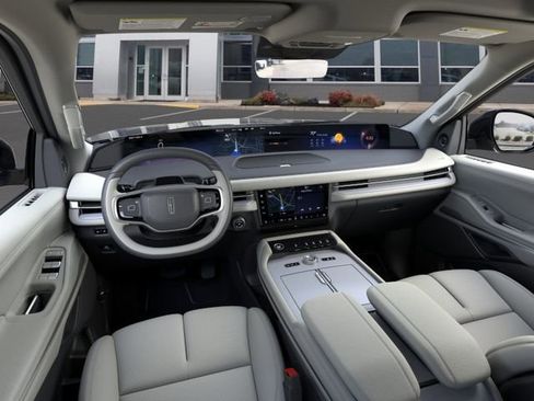 New 2026 Lincoln Navigator L Reserve w/ Jet Appearance Package AWD/4WD image 9