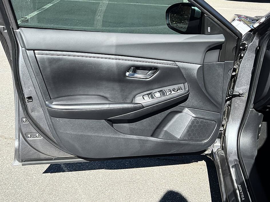 Used 2021 Nissan Sentra SV w/ Trunk Package FWD image 19
