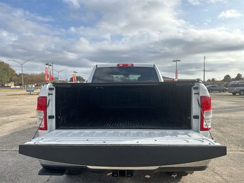 Used 2019 RAM 2500 Big Horn image 34